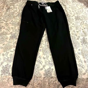 NEW Figs joggers